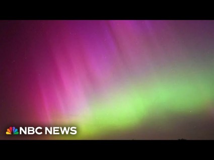 Aurora Borealis Taking Over US Skies