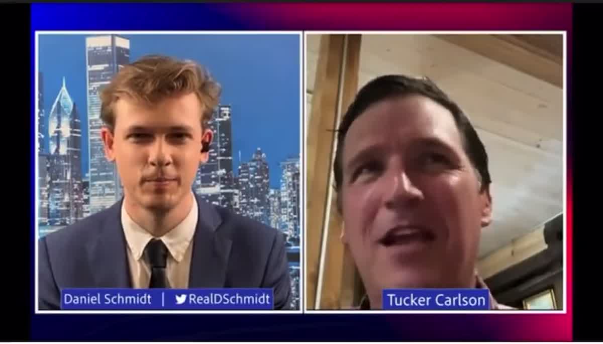 Creepy Weirdo Tucker Carlson Gives Advice On Sex To Teenager - Vimarsana News