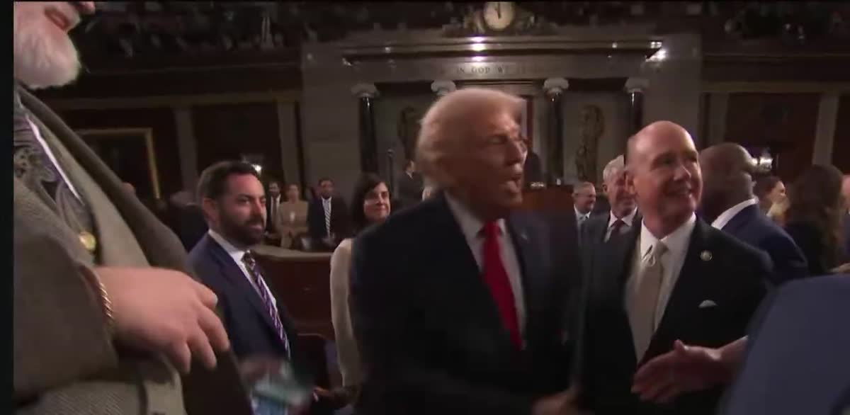 Van Orden Gets Snubbed By Trump At SOTU