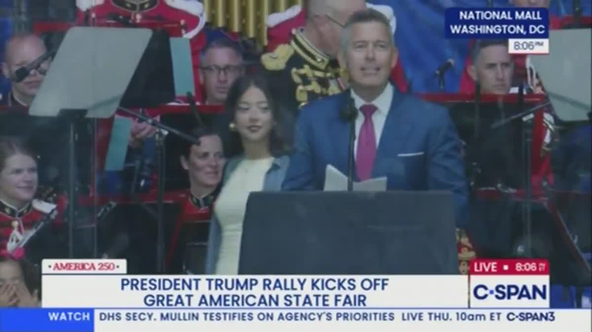 Unqualified Transportation Secretary Uses Military Band As Props To Dunk On 'Libtards'