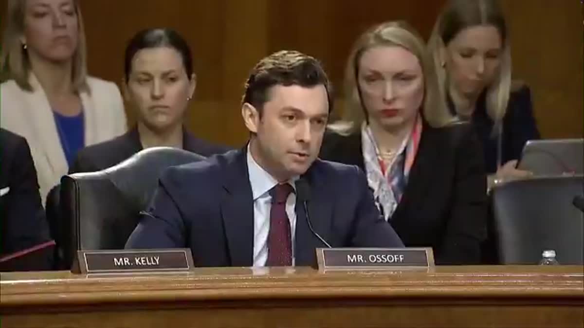 ‘What Is Going On Here?’: Sen. Jon Ossoff Grills Jay Clayton In Hearing