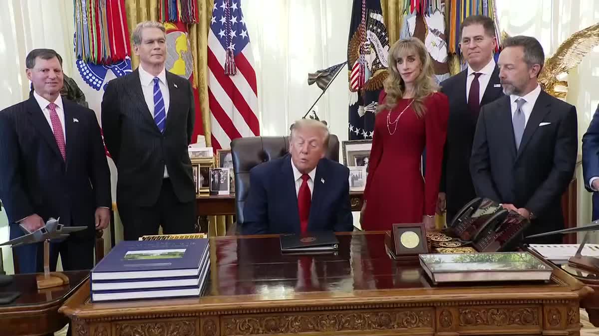 King Donald Decrees 'I Can Do Whatever I Want When I Want'