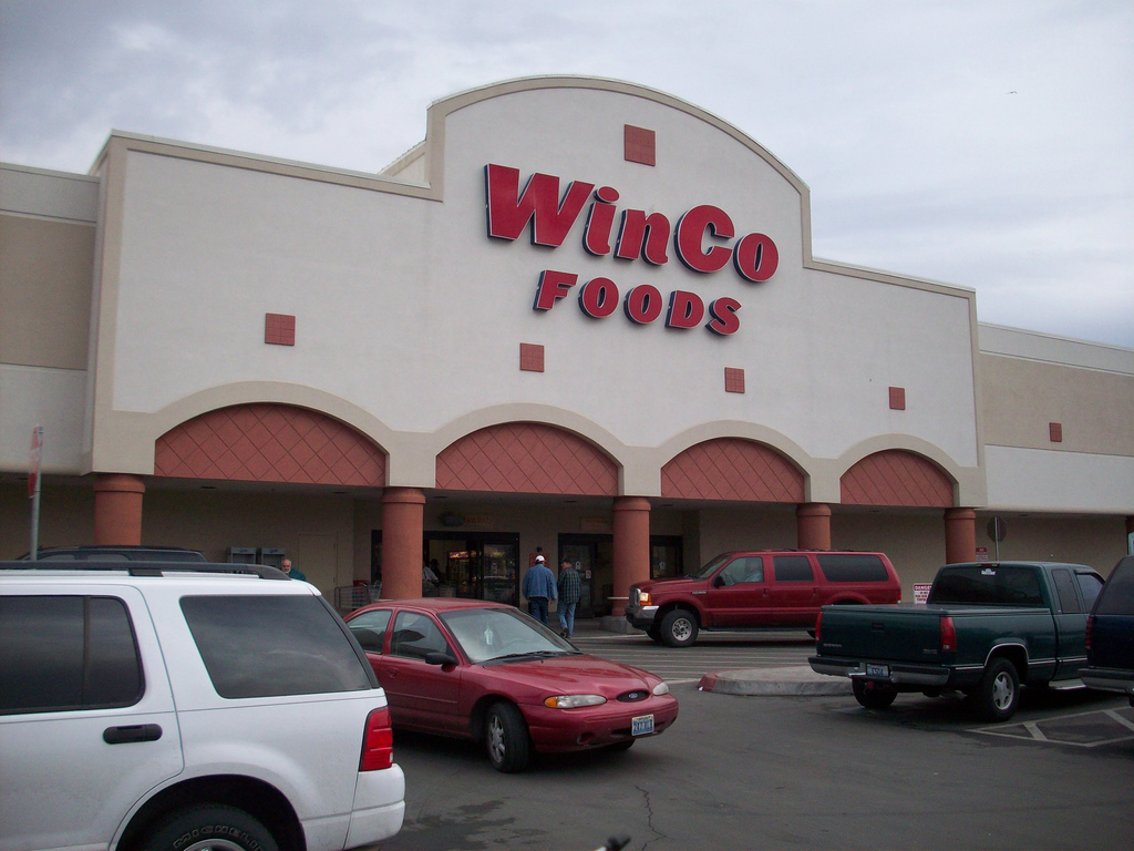 Meet Winco, The Employee Owned Grocery Chain Taking Walmart Head On, And Winning | Crooks and Liars