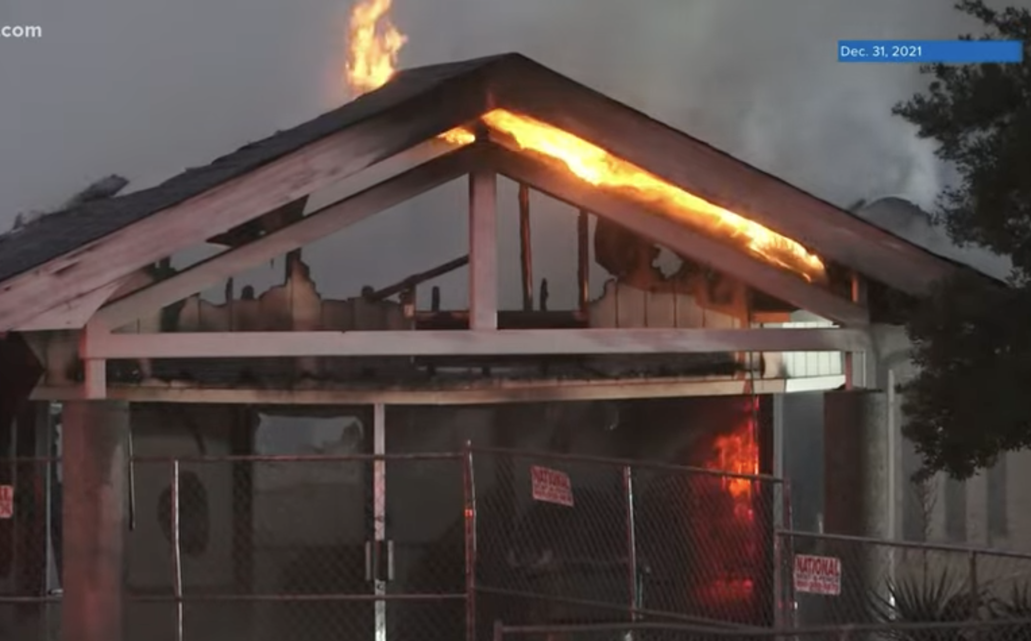 Police Say Knoxville Planned Parenthood Building Fire Was Arson - Vimarsana News
