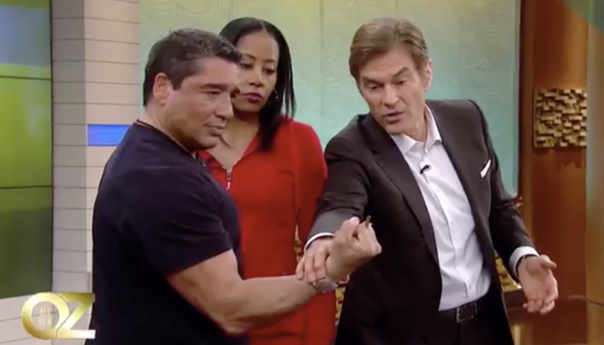 Check Out The Racist Ex-Cop Dr. Oz Presents As Legit Security Expert - Vimarsana News