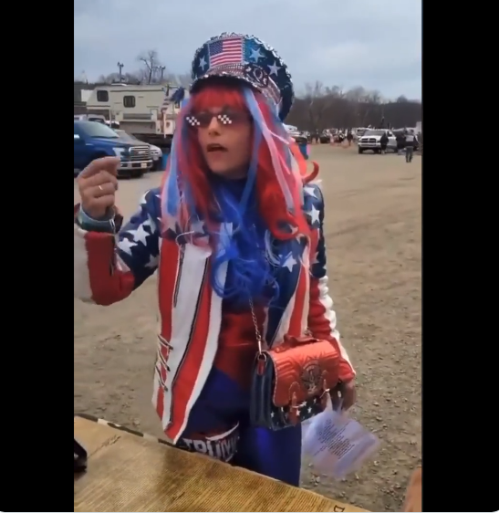 Trucker Convoy Lady Shows Off: This Is Her Brain On QAnon - Vimarsana News