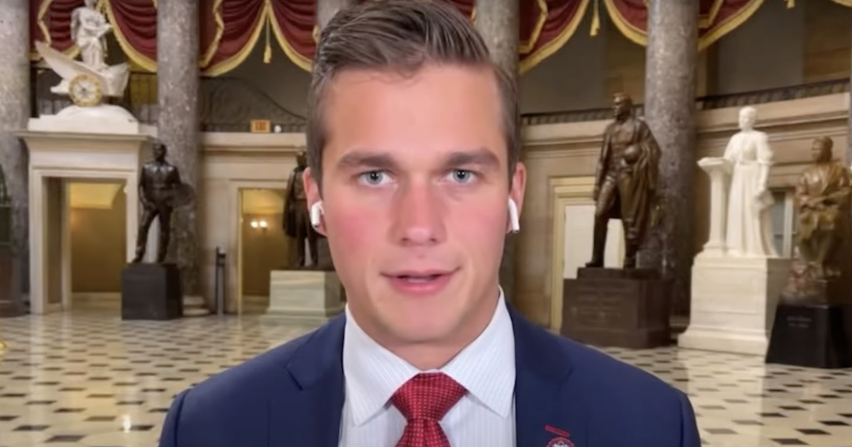 Madison Cawthorn Declares War On The GOP - Vimarsana News