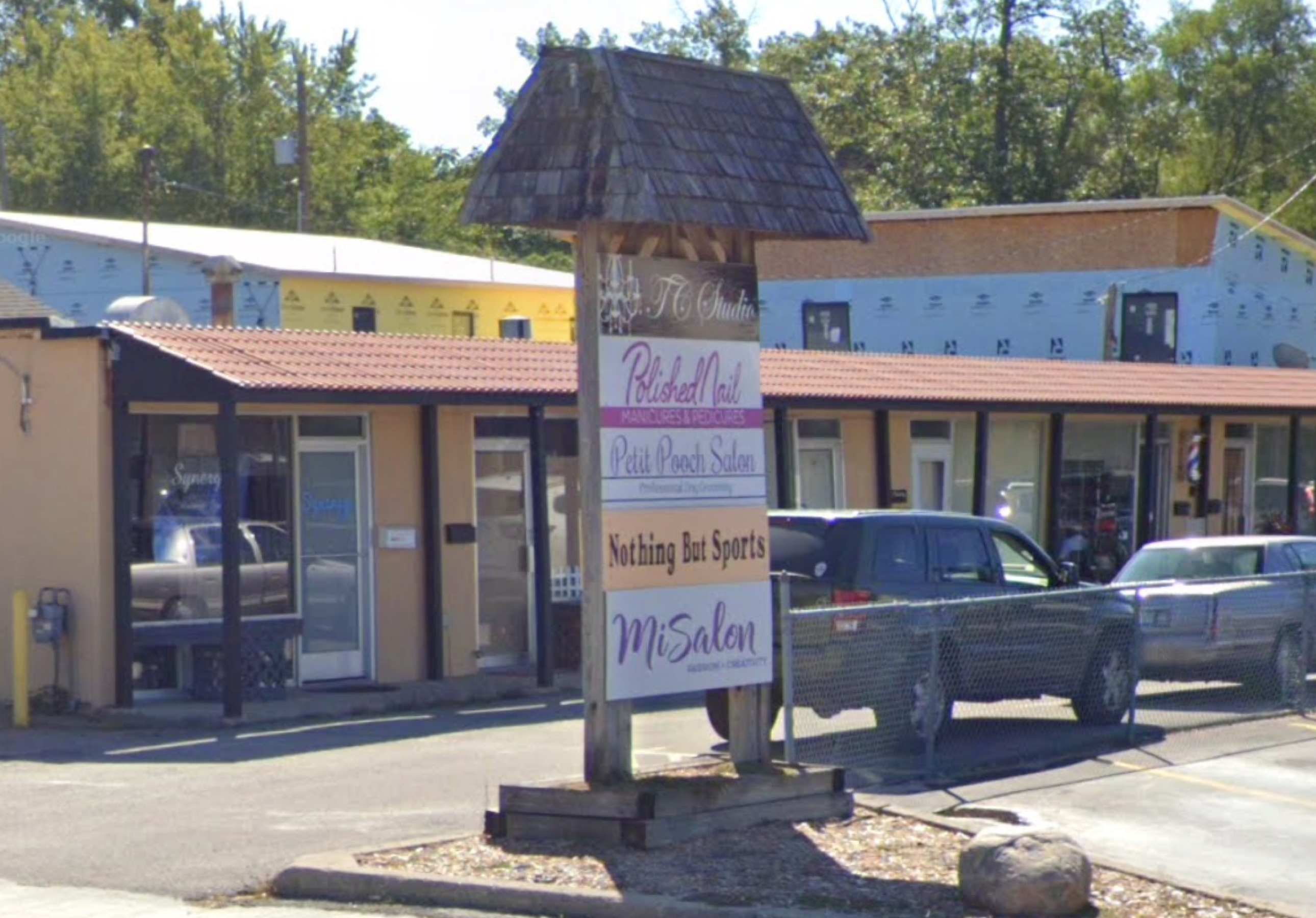 Backlash As Salon Owner Refuses Trans, Queer Patrons - Vimarsana News