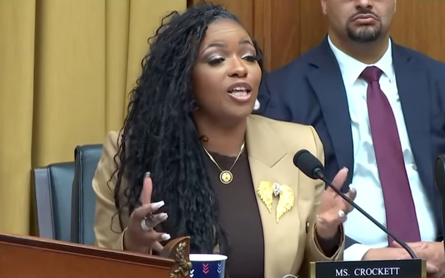 Rep. Jasmine Crockett Crushes GOP Lies About Undocumented Immigrants image de la publication