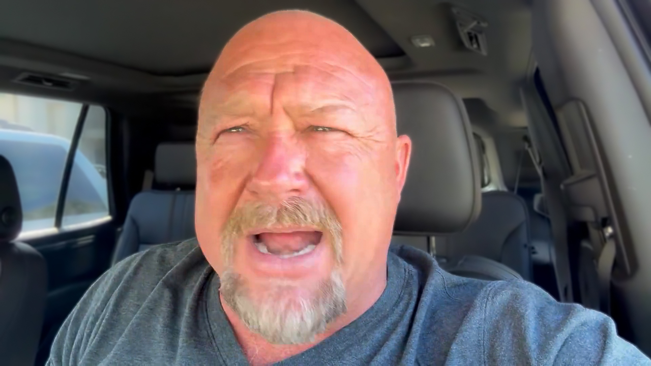 'A Disaster': Alex Jones Claims Trump Plotting To Lose Midterms In 'Landslide'