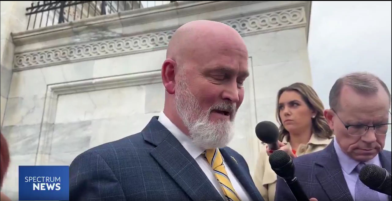 Wisconsin Republicans Are Collapsing Upon Themselves