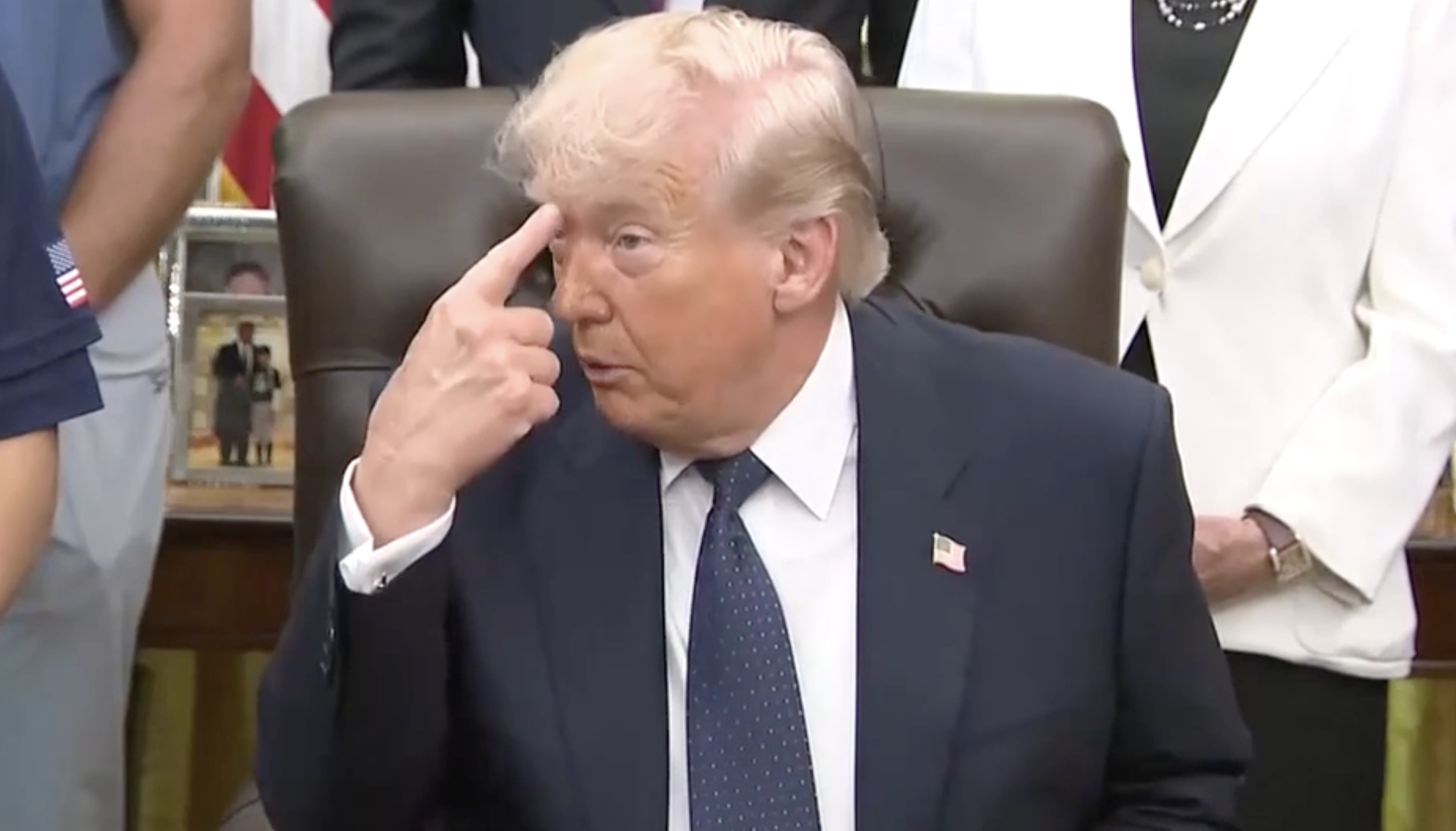 Surrounded By Kids, Trump Gives Gory Description Of Dead Protesters ...