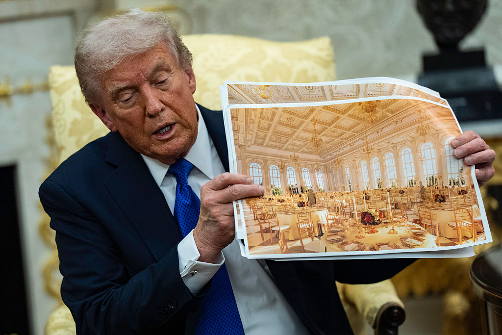 crooksandliars.com - Brad Reed - 'The Country Is Not Trump's To Liquidate': His Grift Is Costing Us All