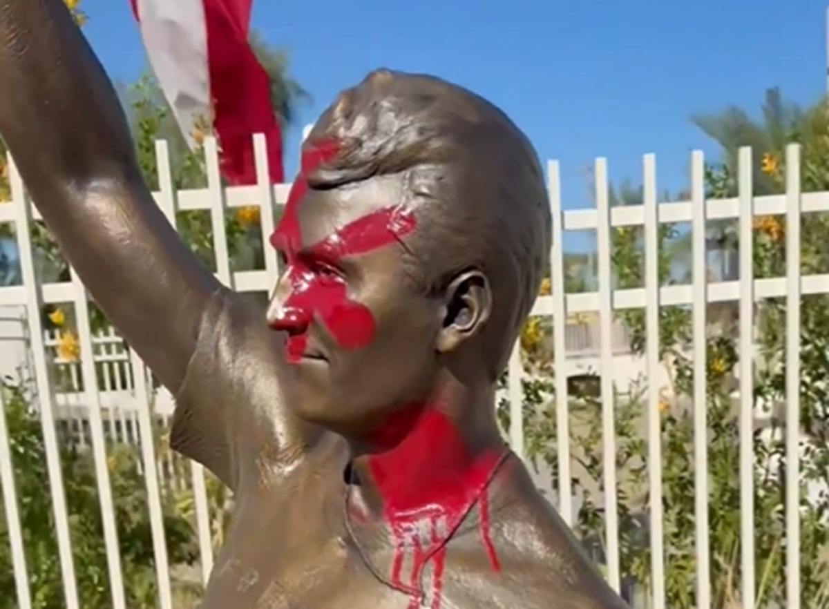 Charlie Kirk Memorial Statue BRUTALLY Vandalized
