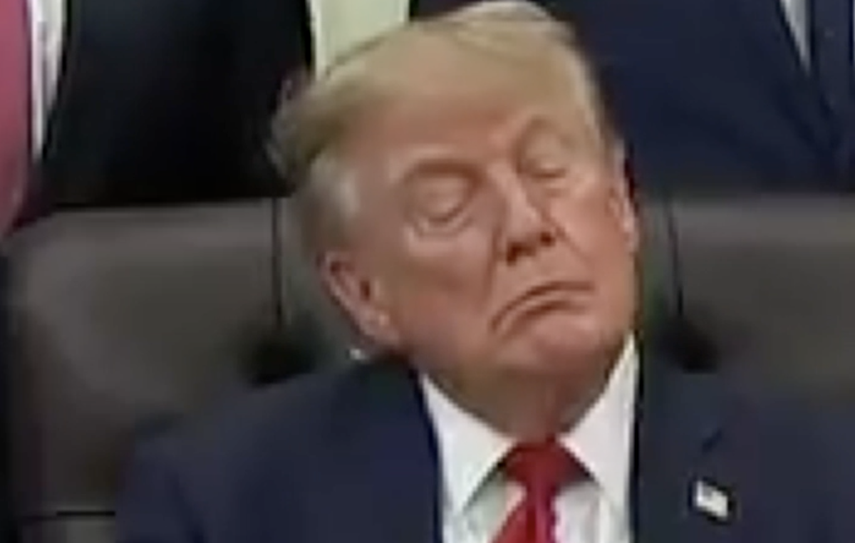 Trump, 80, Can’t Stay Awake During His Own Oval Office Presser
