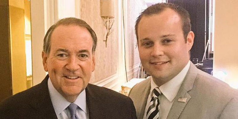 huckabee_duggar.png