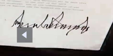 signature.jpg